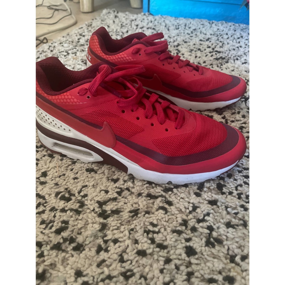 Nike Air Max BW "Big Window" Ultra Red White Sneakers Retail $160 - Picture 1 of 5